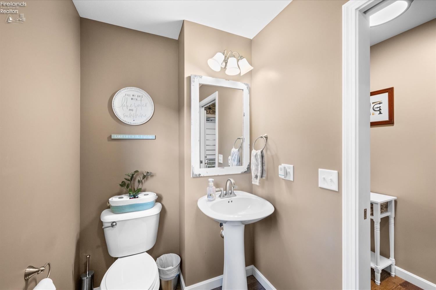 2196 East Sand Road Port Clinton, OH 43452 - Photo 21 of 52 Gallery Image 21