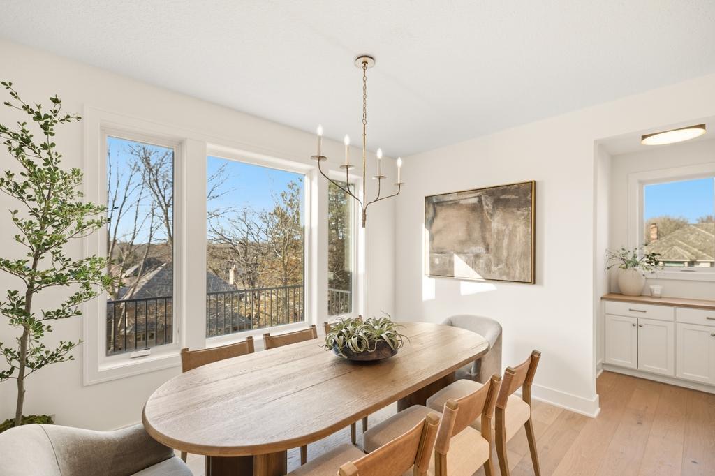 11184 Johnson Ridge Eden Prairie, MN 55347 - Photo 15 of 52