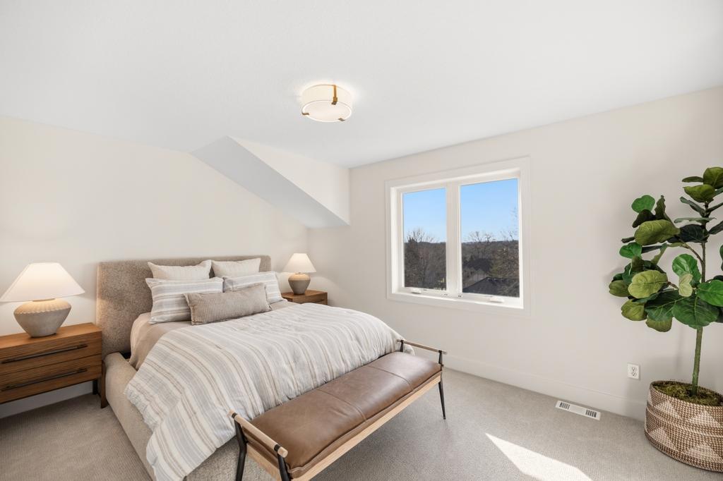 11184 Johnson Ridge Eden Prairie, MN 55347 - Photo 25 of 52