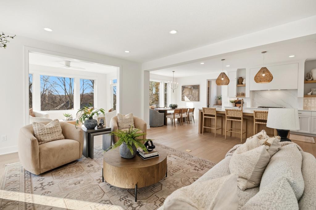 11184 Johnson Ridge Eden Prairie, MN 55347 - Photo 7 of 52