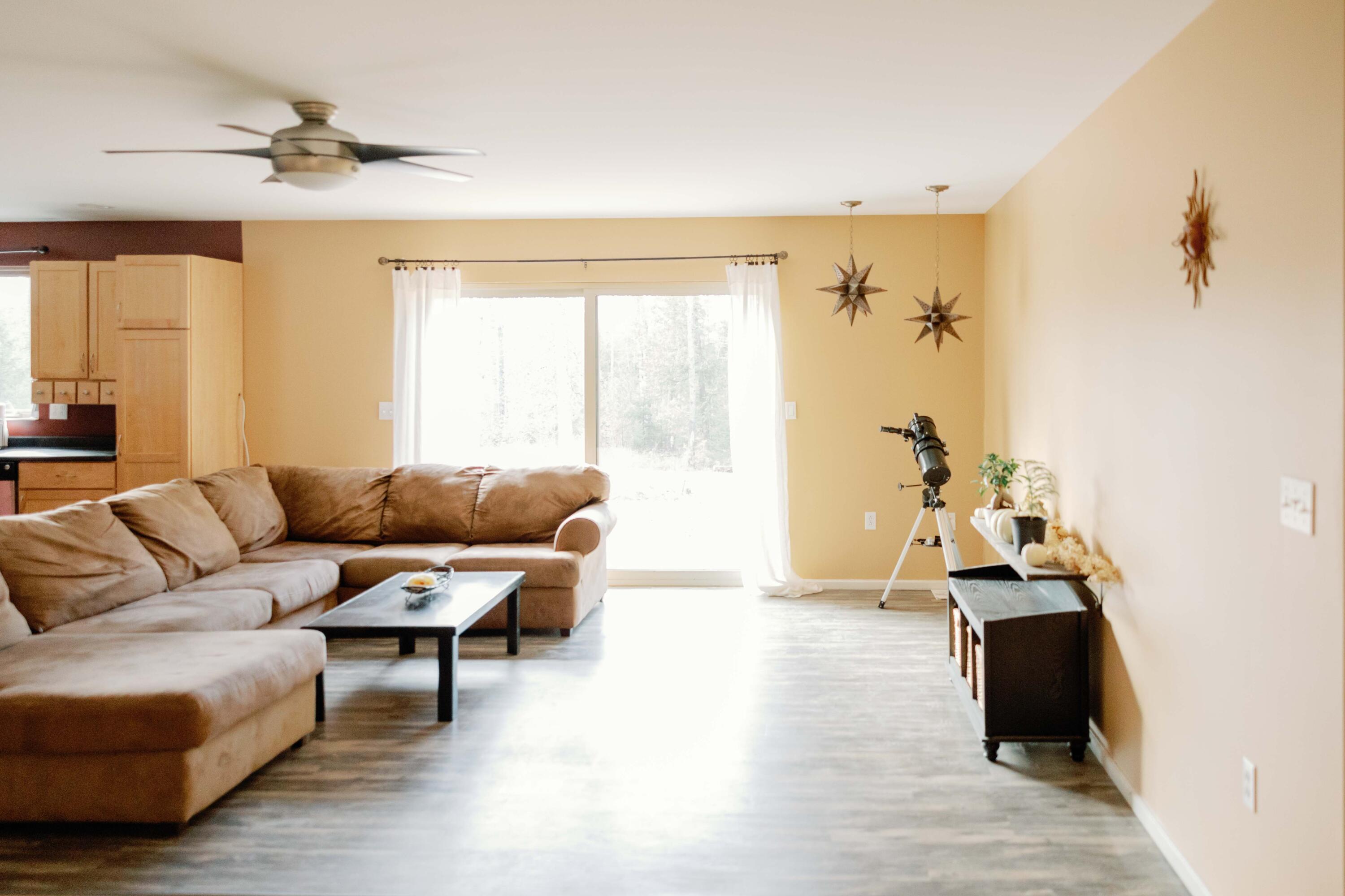 177 10 Road Bradley, ME 04411 - Photo 16 of 46 Living room
