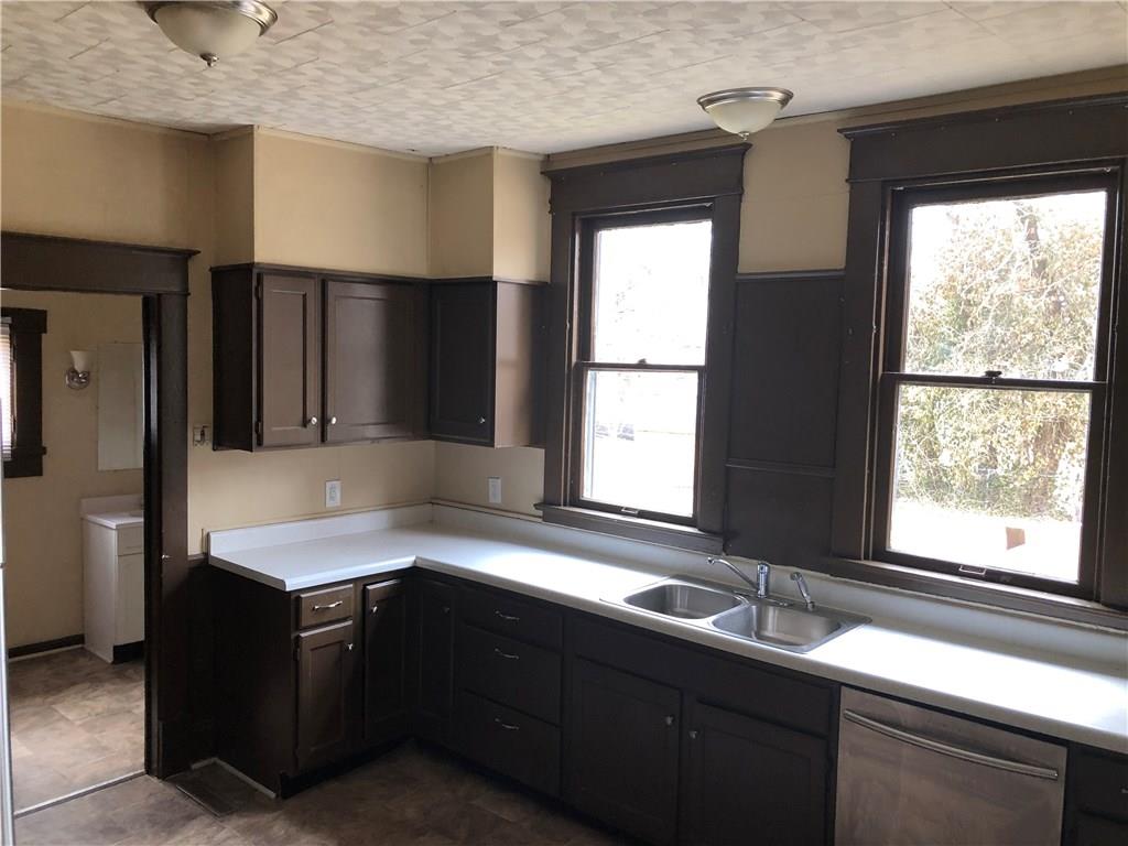 11126 South McGregor Road Indianapolis, IN 46259 - Photo 3 of 18 Gallery Image 3