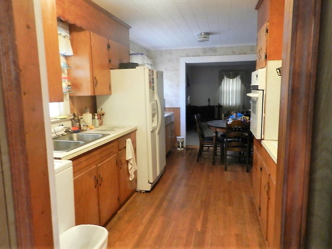 412 Indian Springs Road Blacksburg, SC 29702 - Photo 2 of 15