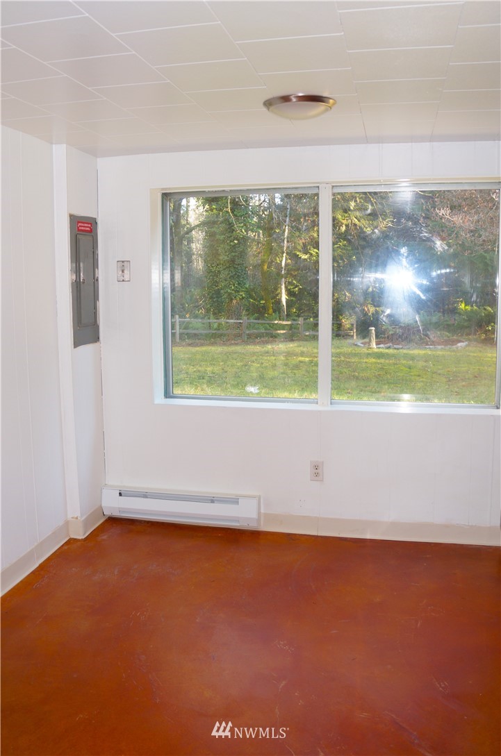 649 Southwest Berry Lake Road Port Orchard, WA 98367 - Photo 14 of 24 Gallery Image 14