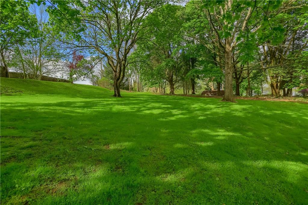 224 Gentry Road Coraopolis, PA 15108 - Photo 25 of 25 Gallery Image 25