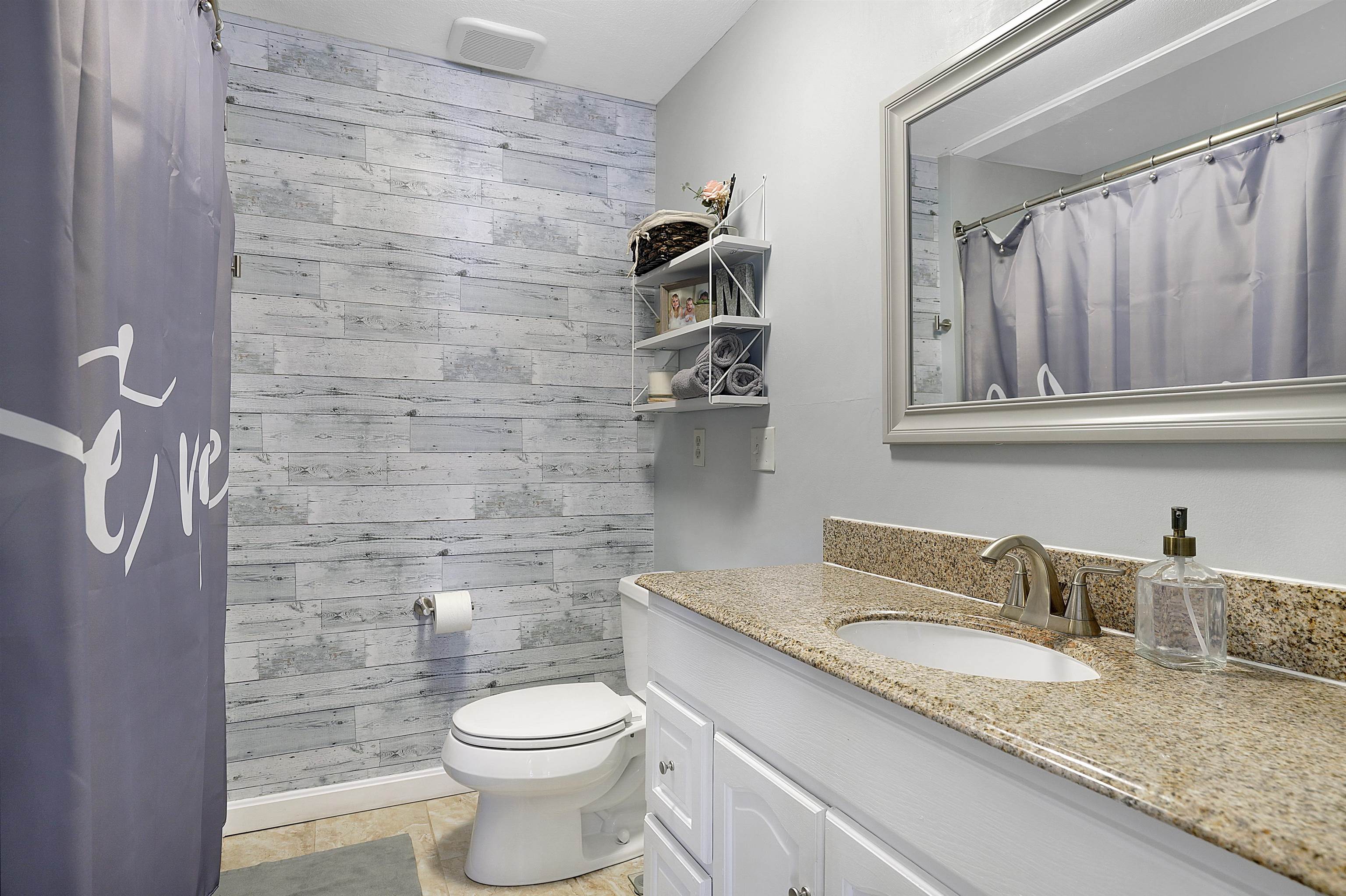 23 Montgomery Farm Road Derry, NH 03038 - Photo 18 of 40