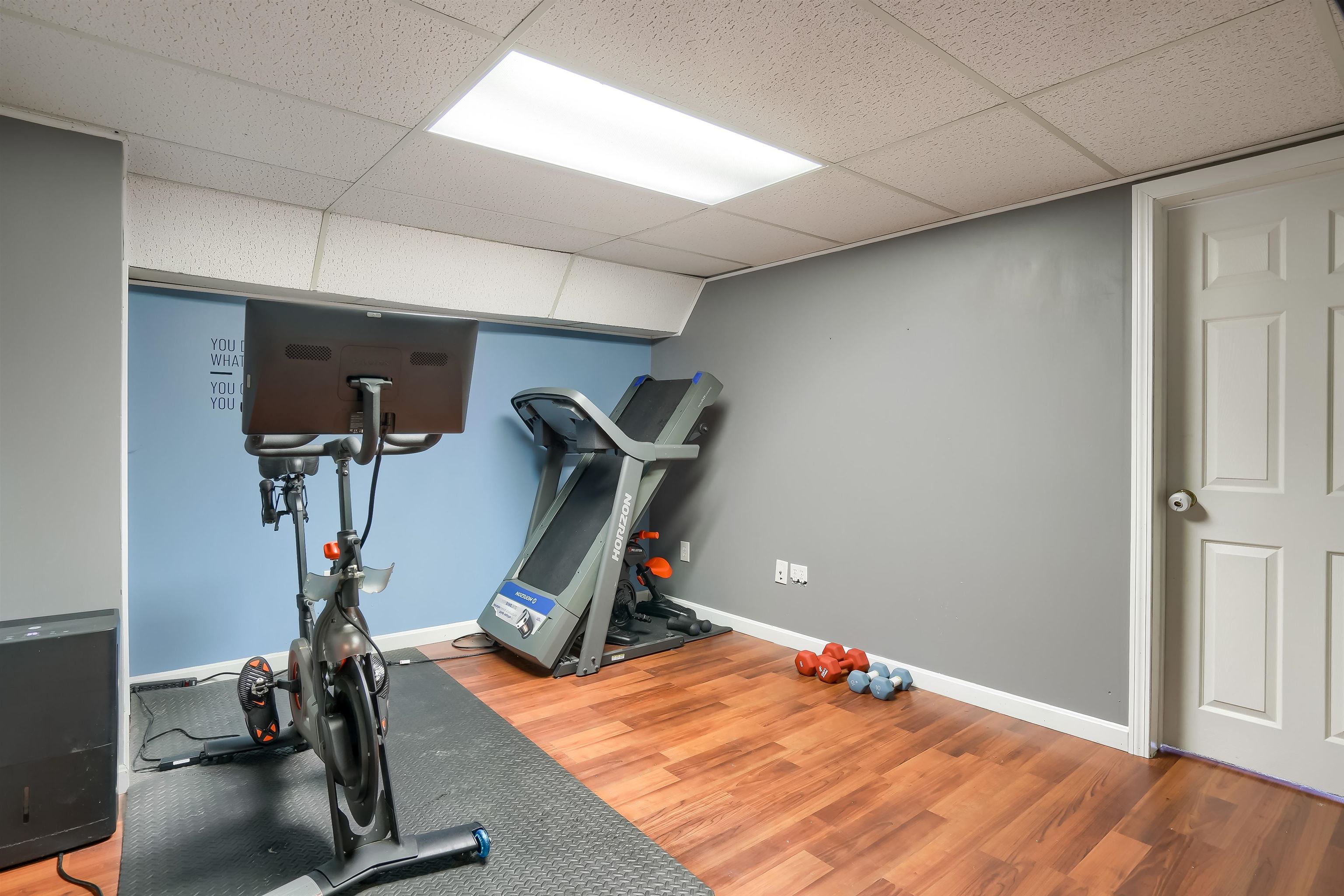 23 Montgomery Farm Road Derry, NH 03038 - Photo 26 of 40