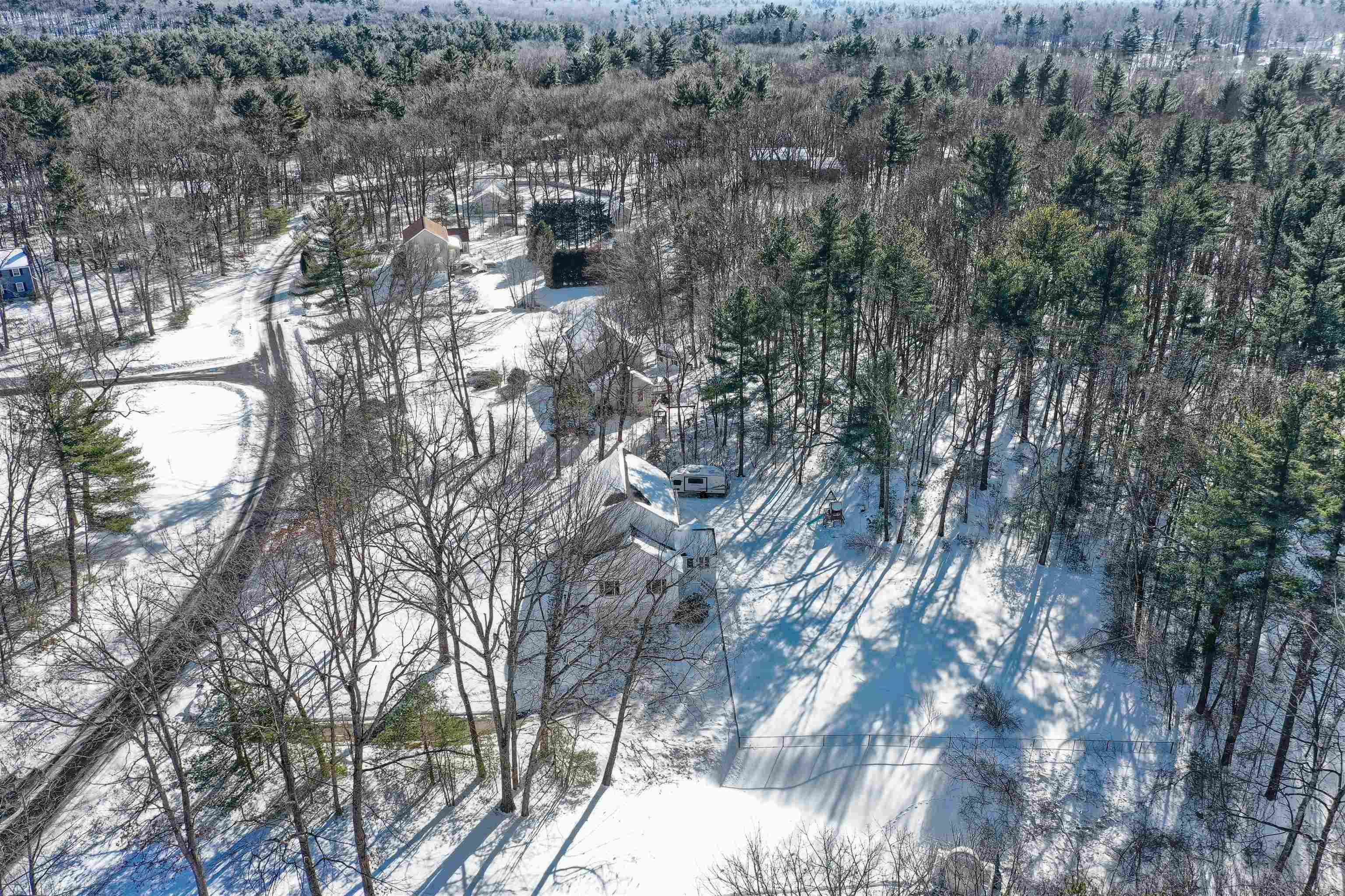 23 Montgomery Farm Road Derry, NH 03038 - Photo 37 of 40