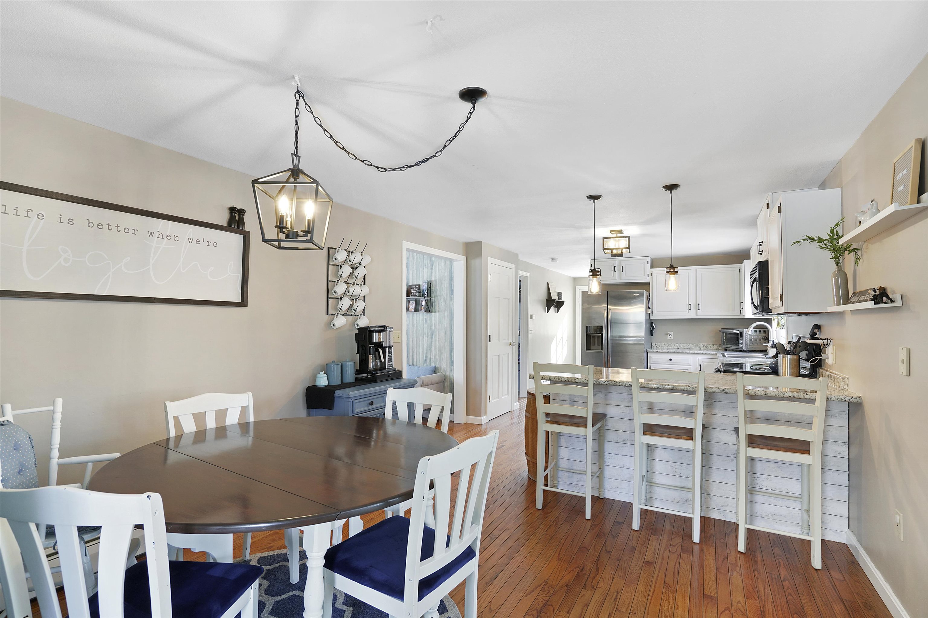 23 Montgomery Farm Road Derry, NH 03038 - Photo 7 of 40