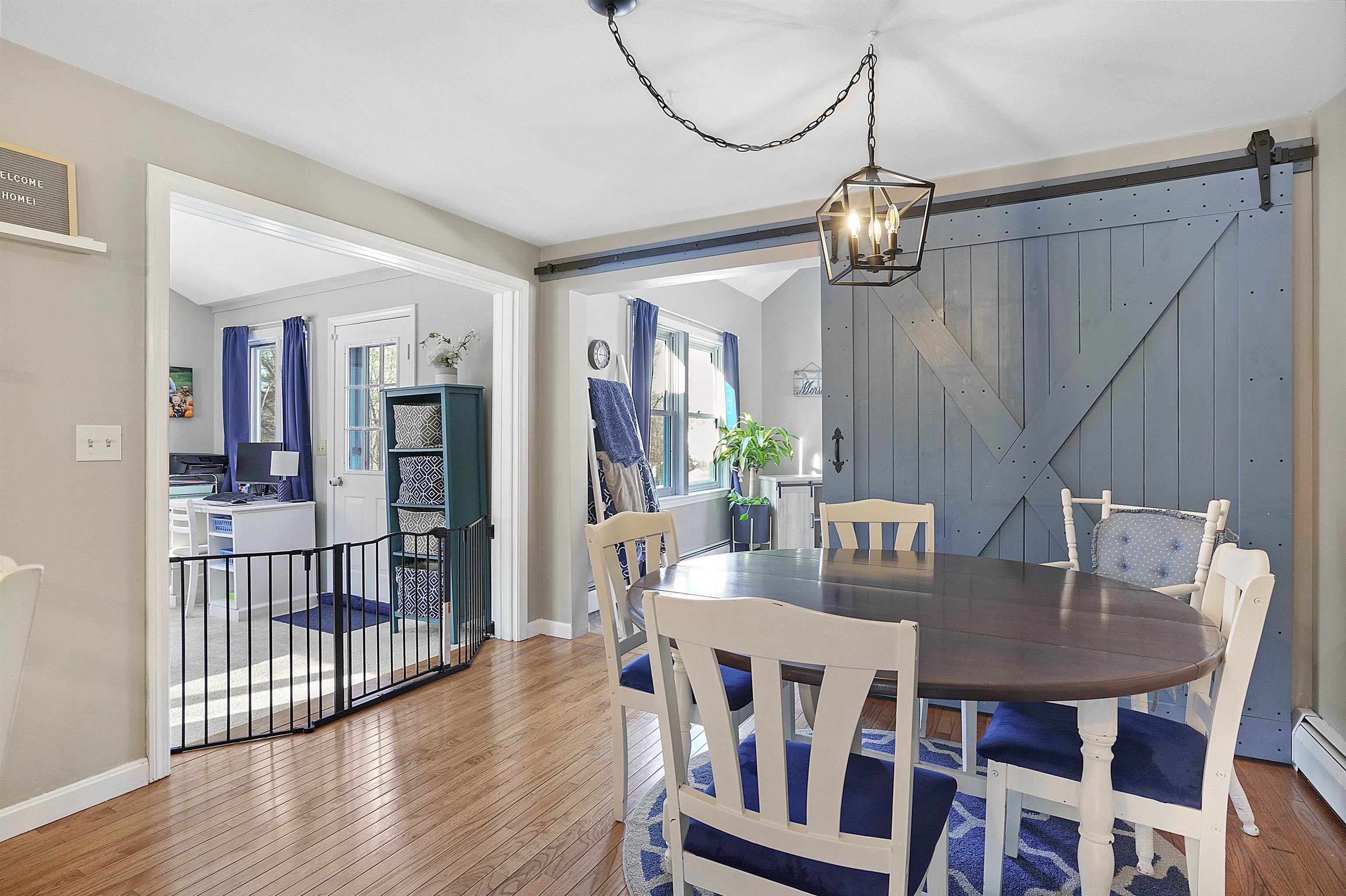 23 Montgomery Farm Road Derry, NH 03038 - Photo 8 of 40