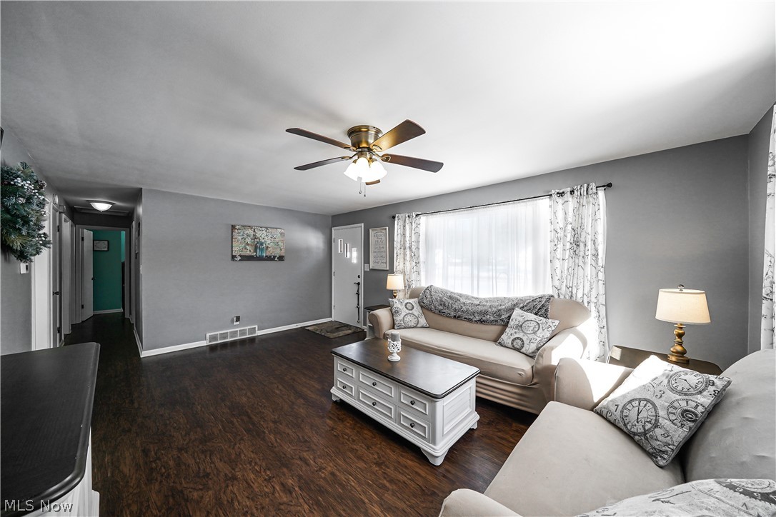 1104 Munroe Falls Kent Road Kent, OH 44240 - Photo 14 of 30
