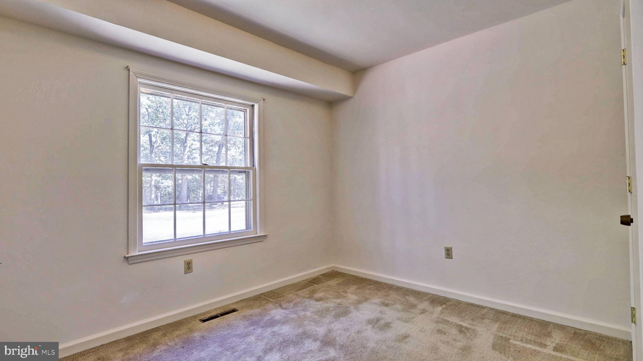 743 Tacketts Mill Road Stafford, VA 22556 - Photo 22 of 33 Bedroom 3, new carpeting