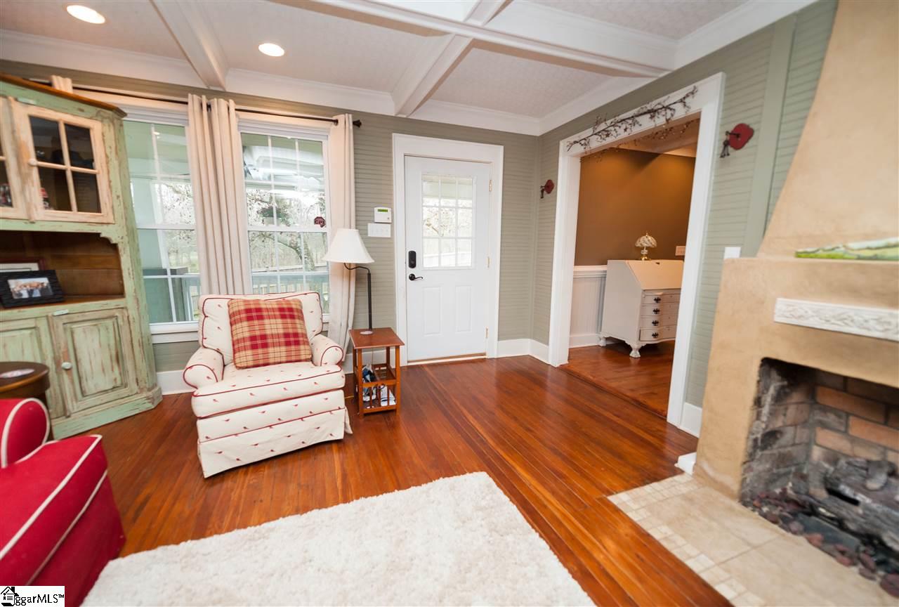 2820 Holly Springs Road Inman, SC 29349 - Photo 3 of 36