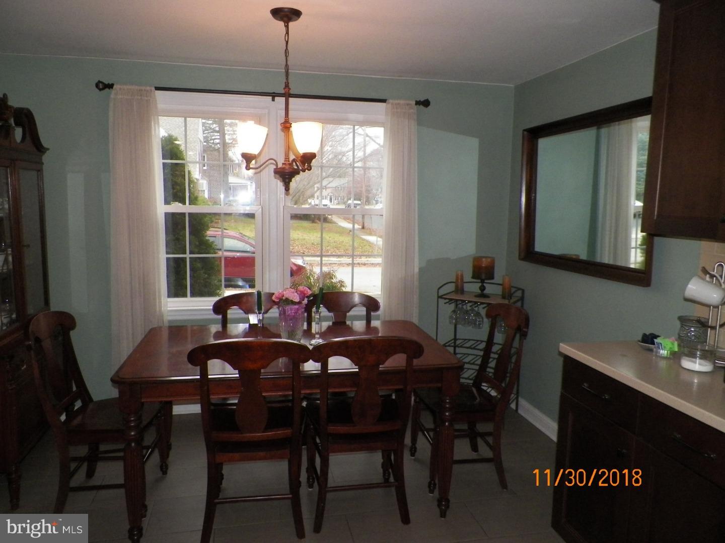 277 School Lane Springfield, PA 19064 - Photo 11 of 31 Dining Room
