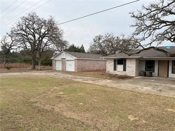 $91,440 | 245 Golfview Drive, Normangee, TX 77871