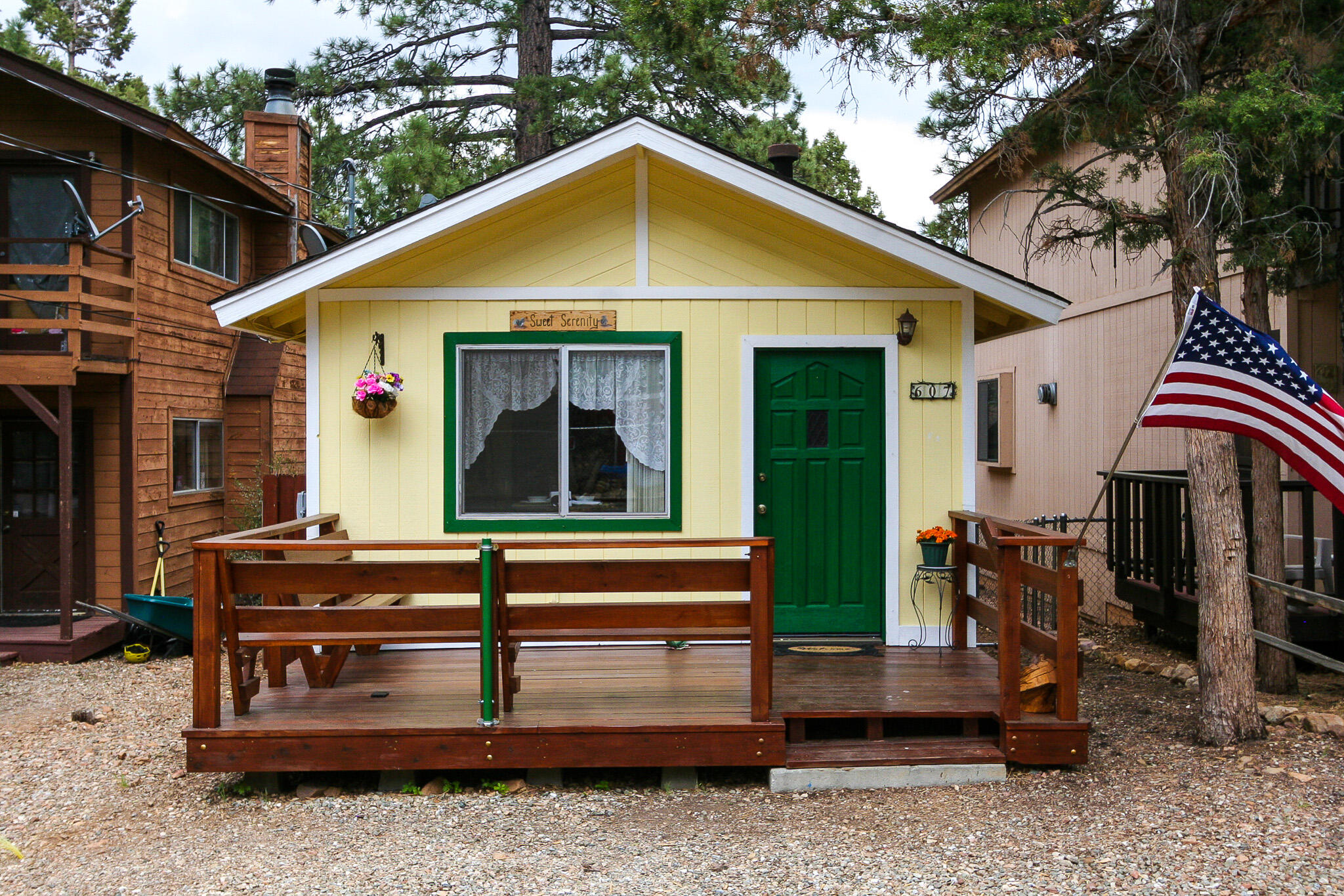 607 Spruce Lane Sugarloaf, CA 92386 - Photo 1 of 21 002