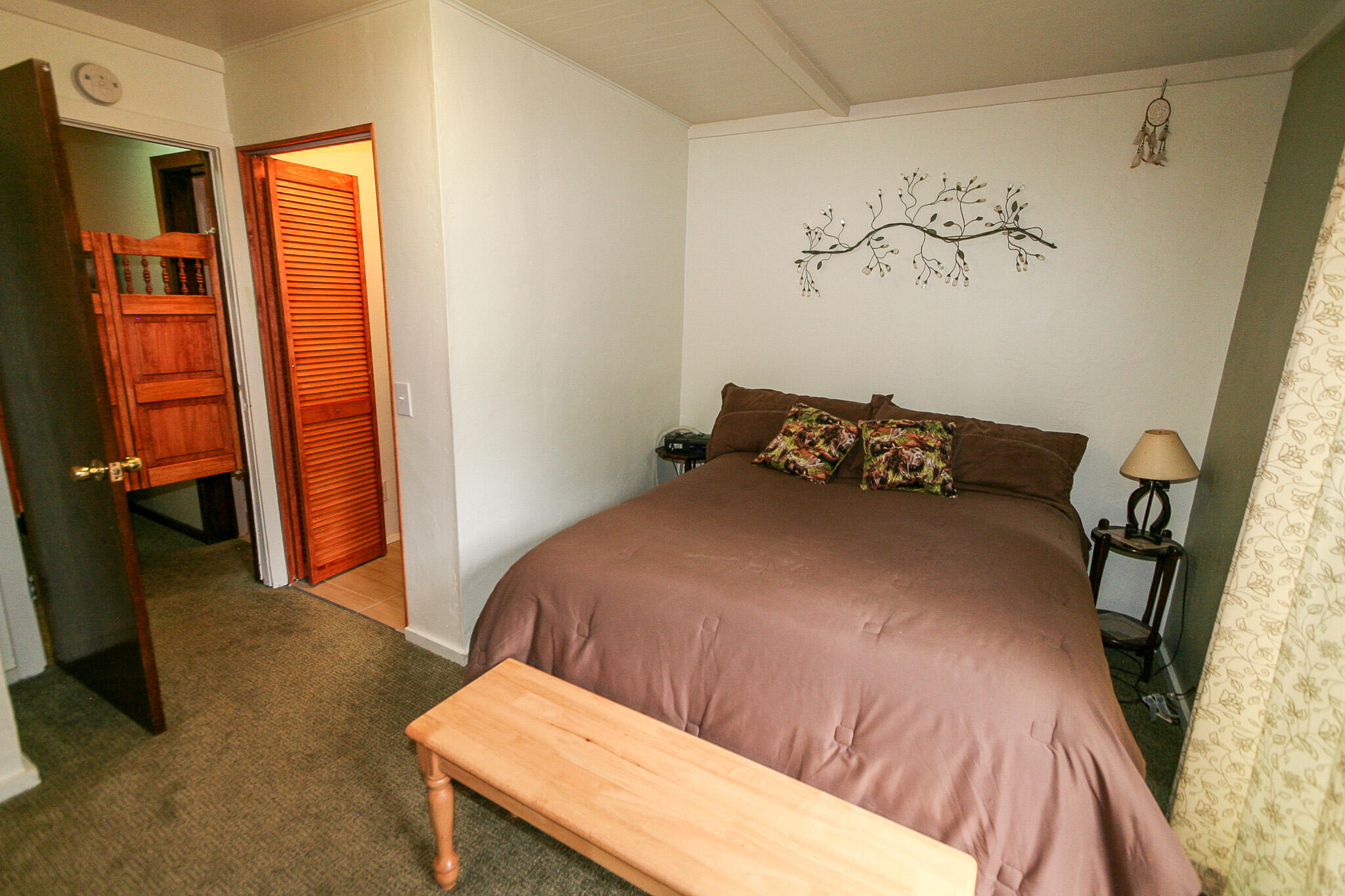 607 Spruce Lane Sugarloaf, CA 92386 - Photo 13 of 21 034