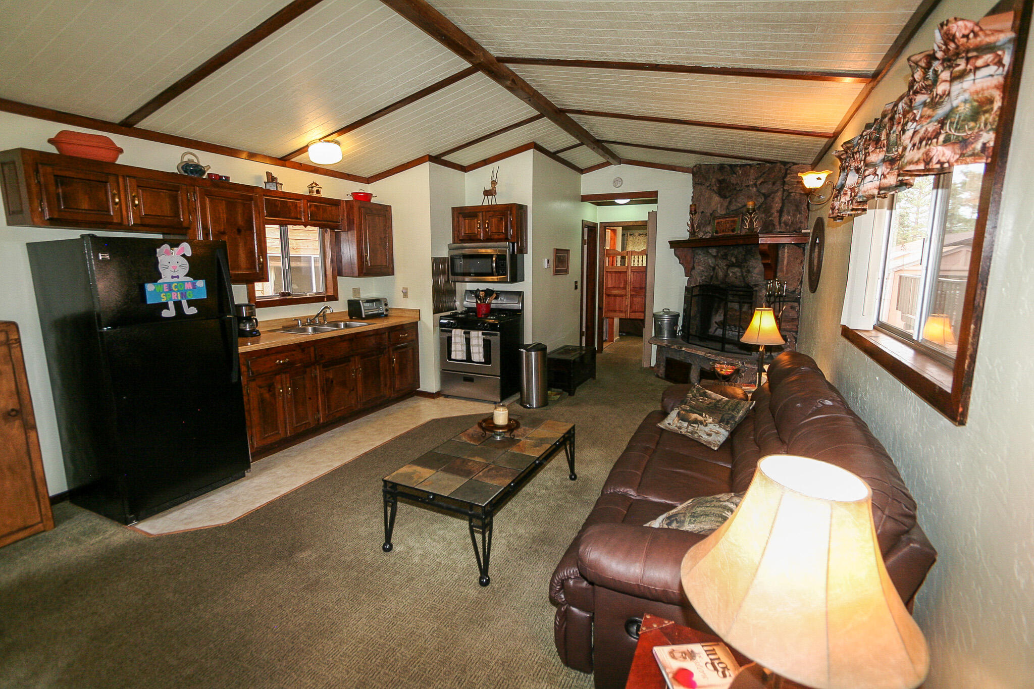 607 Spruce Lane Sugarloaf, CA 92386 - Photo 2 of 21 022