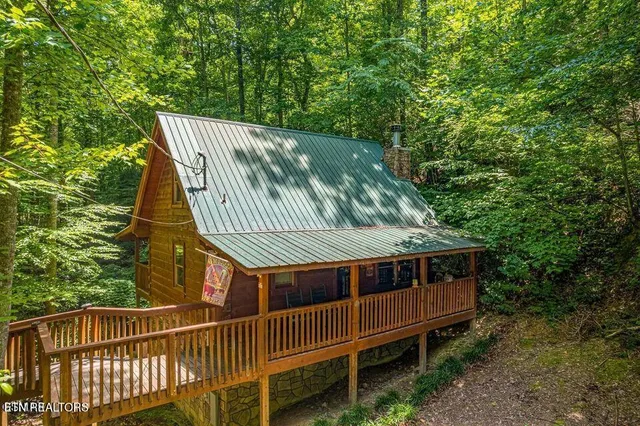 $399,900 | 1823 Laurel Valley Way, Sevierville, TN 37862