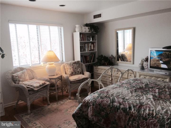809 Red Lion Road, Unit B41 Philadelphia, PA 19115 - Photo 7 of 10 Bedroom - Main
