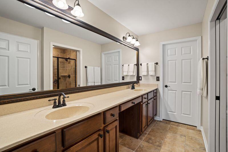 15270 Huff Way Brookfield, WI 53005 - Photo 14 of 24 En Suite with Large Walk-In Shower