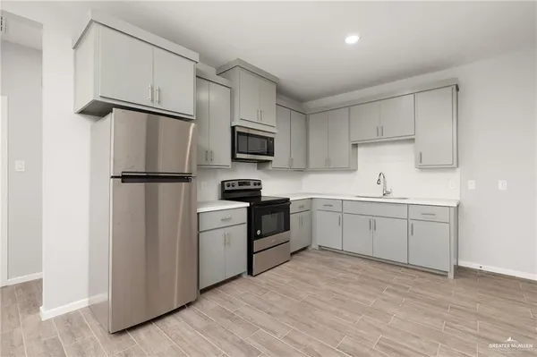 $1,200 | 1601 Hyatt Avenue, Unit 16, Pharr, TX 78577