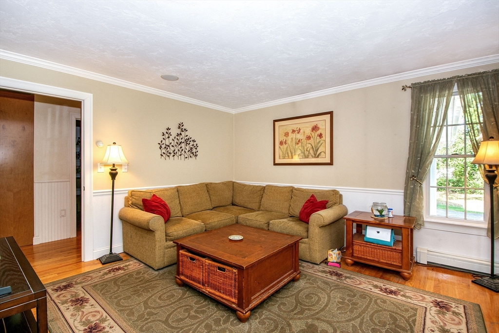 185 Booth Hill Road Scituate, MA 02066 - Photo 16 of 38