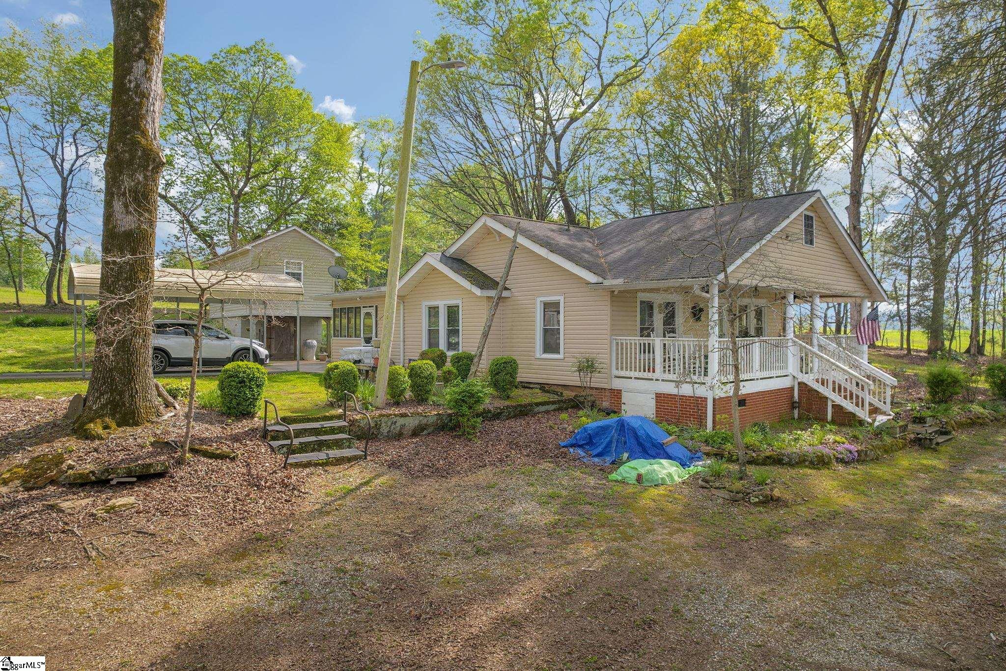 1988 Earls Bridge Road Easley, SC 29640 - Photo 2 of 36