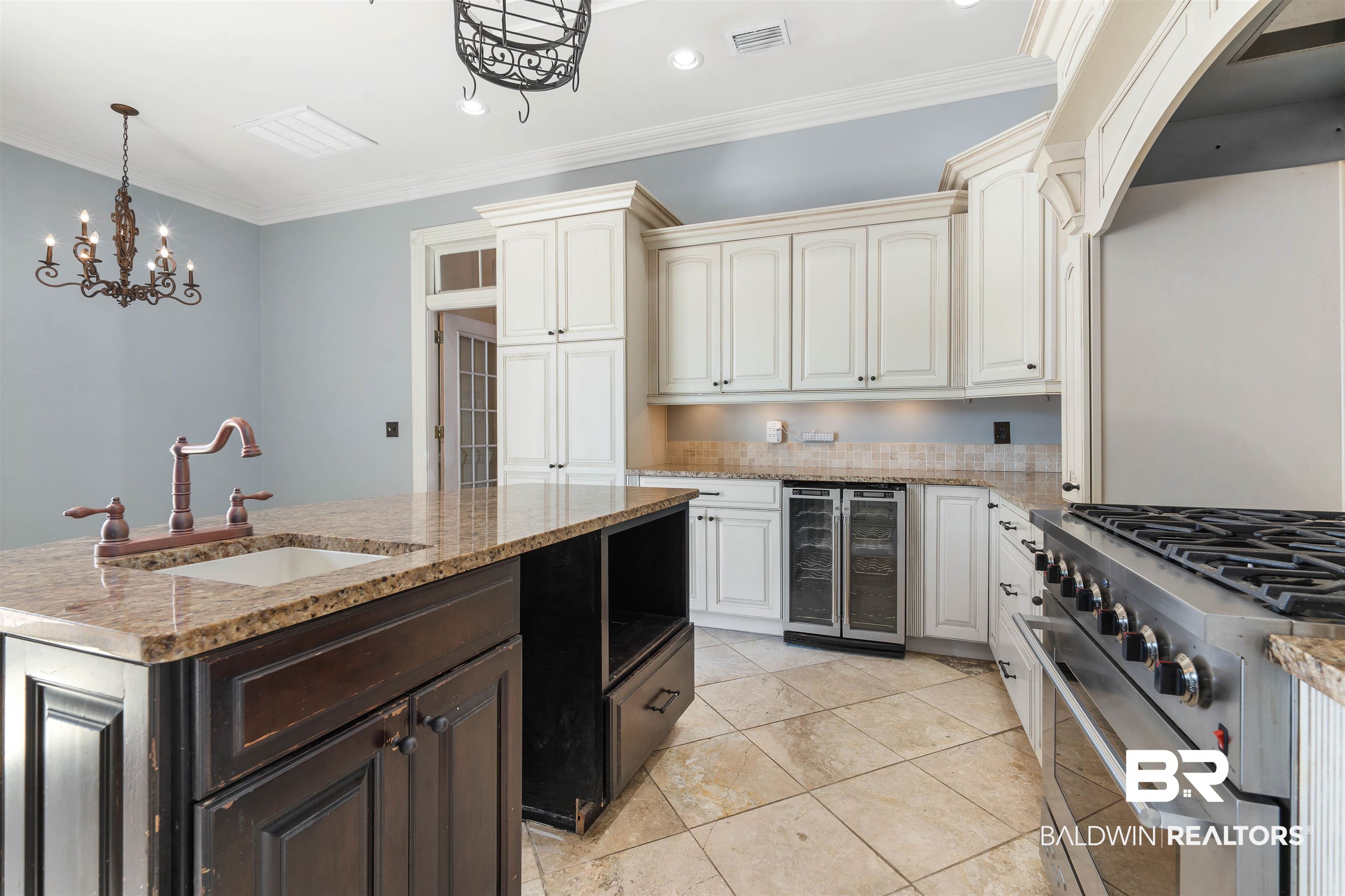 207 Dexter Avenue Mobile, AL 36604 - Photo 10 of 22