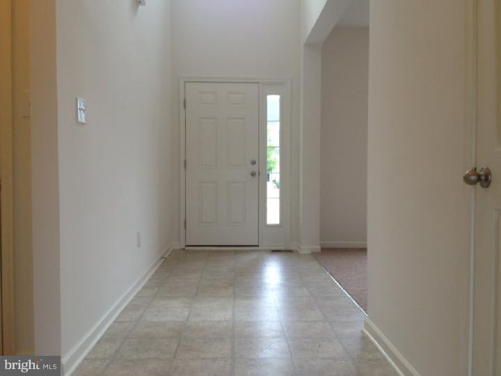 73 Buckeye Road Woolwich Township, NJ 08085 - Photo 4 of 12 Foyer