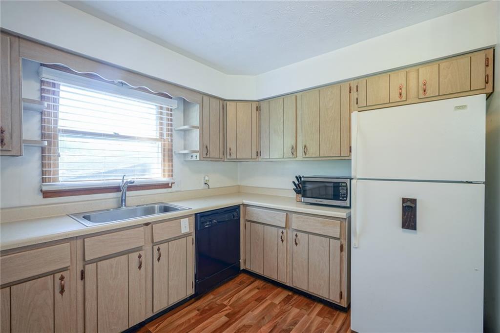 2737 East Thompson Road Indianapolis, IN 46227 - Photo 12 of 42 Gallery Image 12
