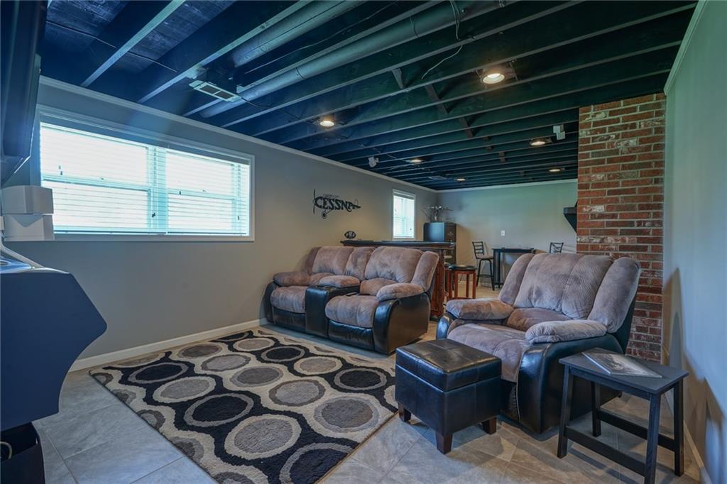 2737 East Thompson Road Indianapolis, IN 46227 - Photo 15 of 42 Gallery Image 15