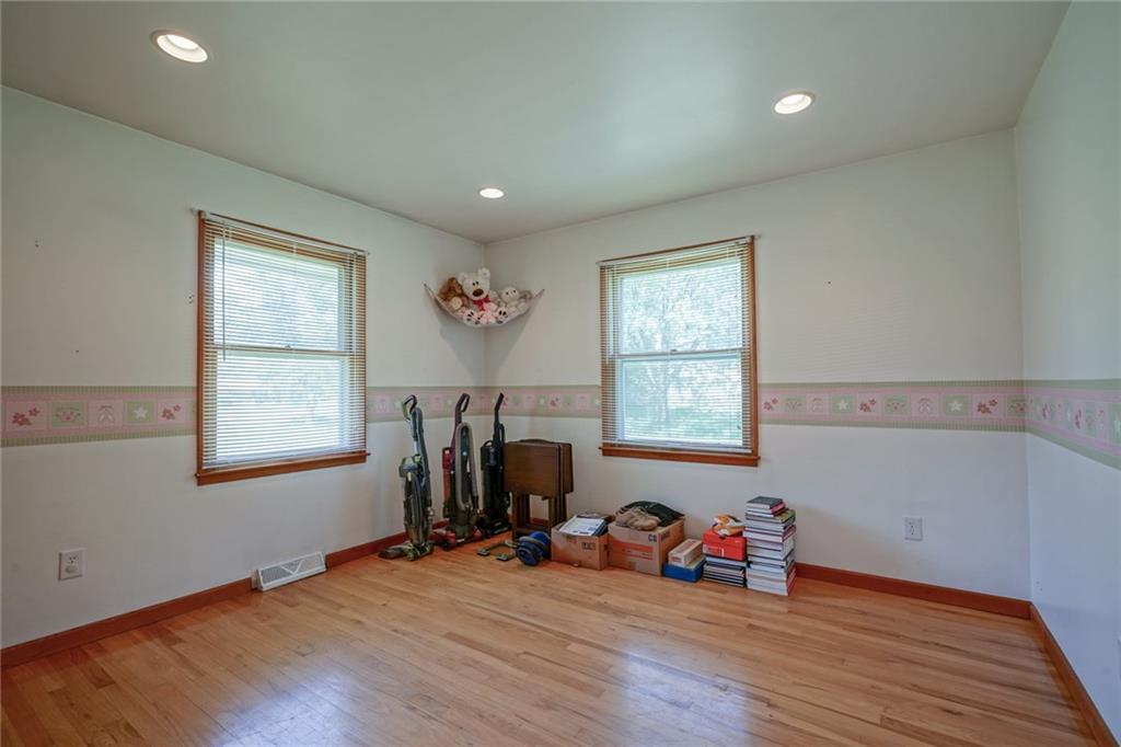 2737 East Thompson Road Indianapolis, IN 46227 - Photo 18 of 42 Gallery Image 18