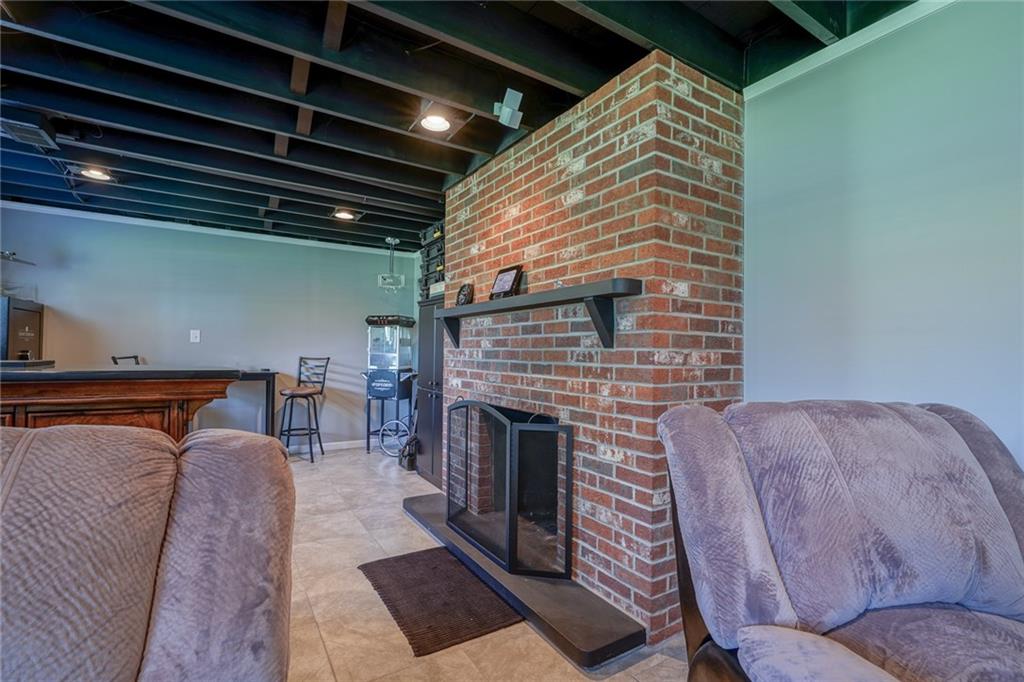 2737 East Thompson Road Indianapolis, IN 46227 - Photo 20 of 42 Gallery Image 20