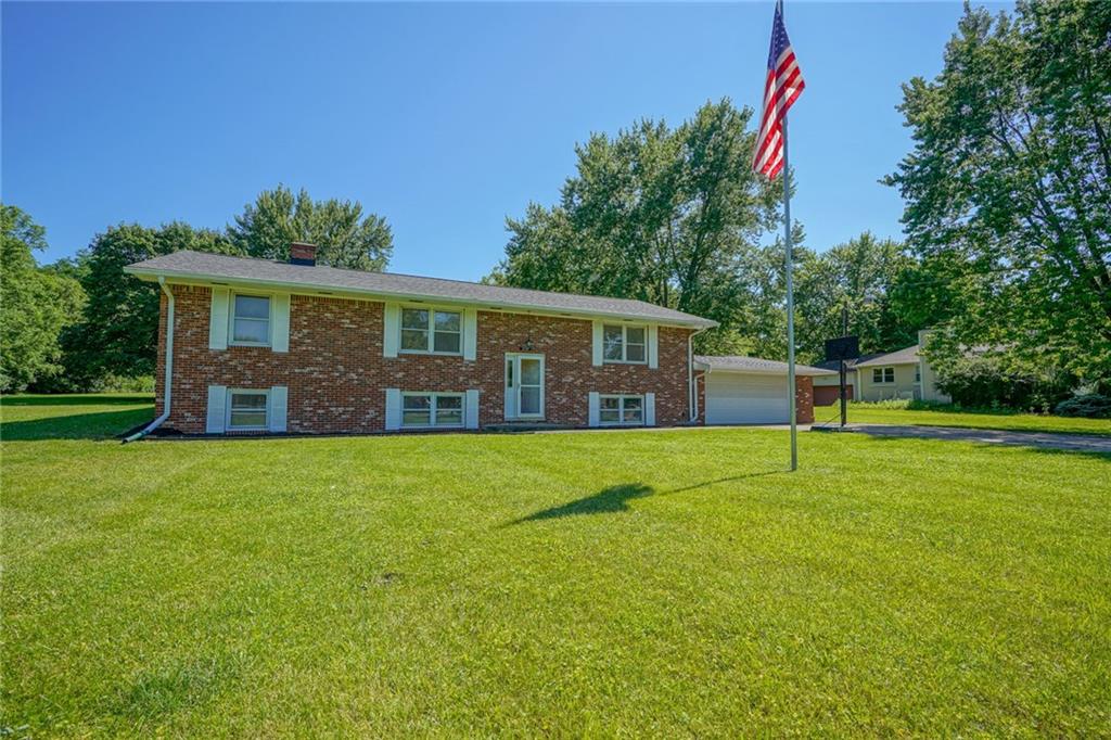 2737 East Thompson Road Indianapolis, IN 46227 - Photo 3 of 42 Gallery Image 3
