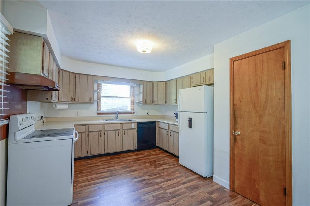 2737 East Thompson Road Indianapolis, IN 46227 - Photo 21 of 42 Gallery Image 21