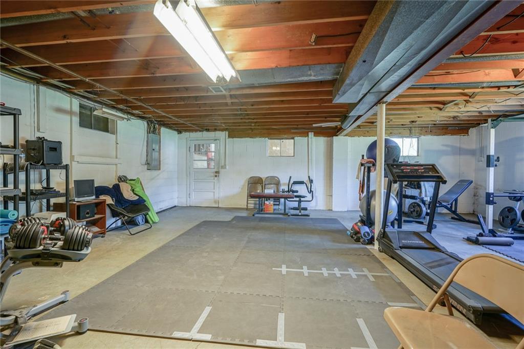 2737 East Thompson Road Indianapolis, IN 46227 - Photo 31 of 42 Gallery Image 31