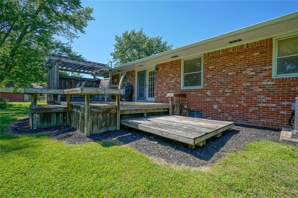 2737 East Thompson Road Indianapolis, IN 46227 - Photo 38 of 42 Gallery Image 38