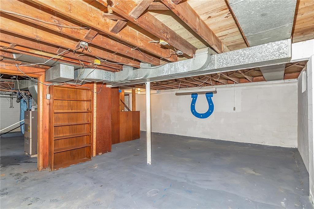 121 Heiny Road Indianapolis, IN 46217 - Photo 24 of 31 Gallery Image 24