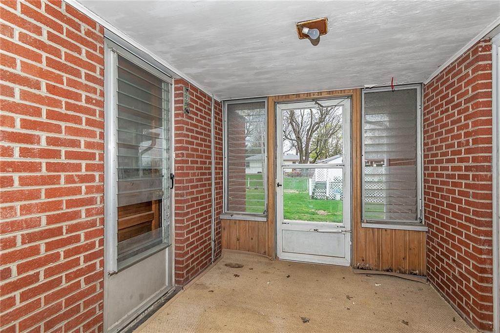 121 Heiny Road Indianapolis, IN 46217 - Photo 28 of 31 Gallery Image 28