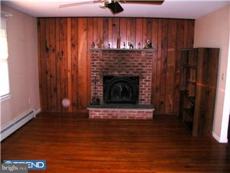 1032 Walt Road Pennsburg, PA 18073 - Photo 5 of 12 Living Room