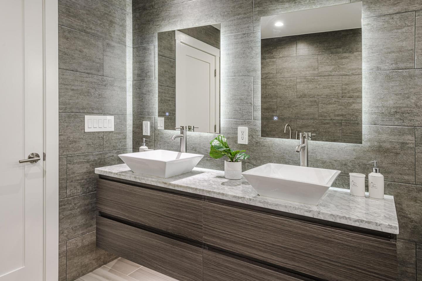 39 Victoria Road Burlingame, CA 94010 - Photo 26 of 39