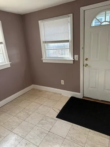 $2,500 | 11 Ocean Avenue, Warwick, RI 02889