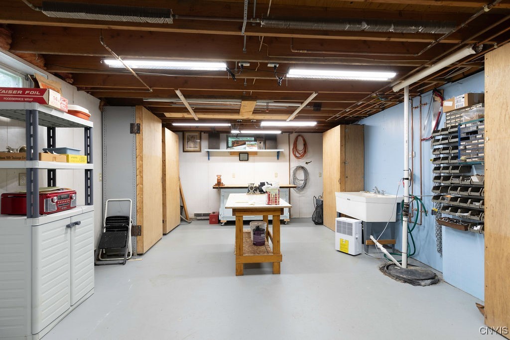 2770 Amber Road Marcellus, NY 13110 - Photo 28 of 39