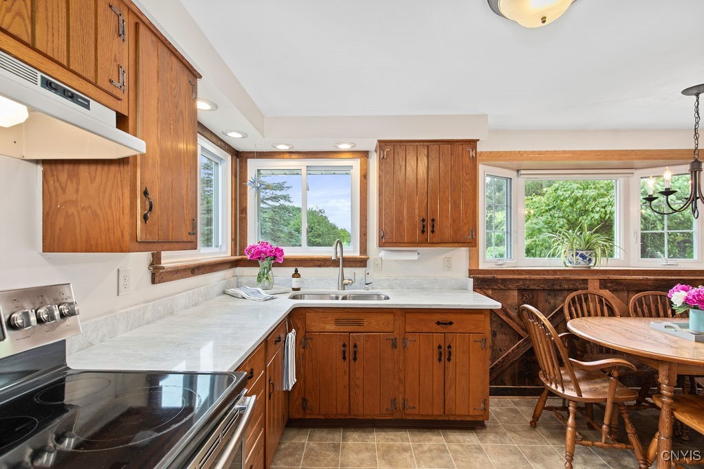 2770 Amber Road Marcellus, NY 13110 - Photo 10 of 39