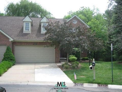 1215 Valley Rochesterhillscity Oakland Mi 48309 Rochester, MI 48309 - Photo 1 of 1 772796.JPG