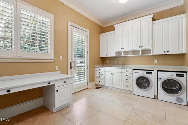 $3,250,000 | 3417 Birk Bluff Court, Cary, NC 27518