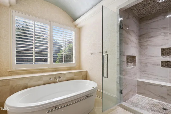 $3,250,000 | 3417 Birk Bluff Court, Cary, NC 27518