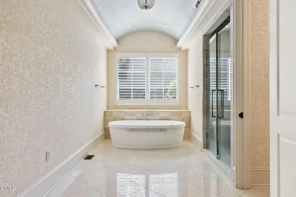 $3,250,000 | 3417 Birk Bluff Court, Cary, NC 27518