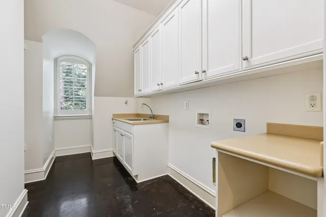 $3,250,000 | 3417 Birk Bluff Court, Cary, NC 27518